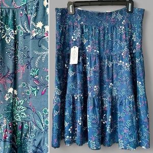 Adorable Boho Skirt St Johns Bay Tiered Blue Floral Knit Tiered w/elastic waist
